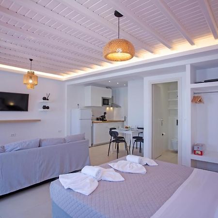 The Lavish Suite Mykonos Town Exterior photo