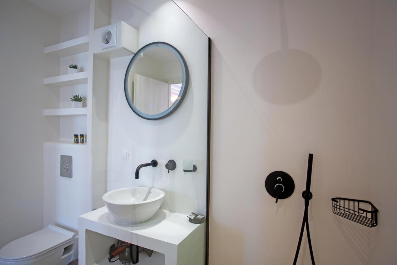 The Lavish Suite Mykonos Town Exterior photo